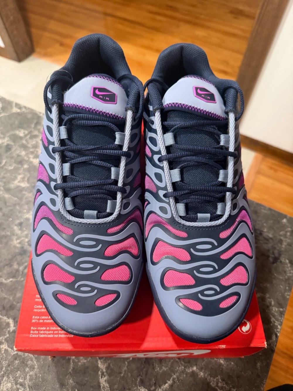 NEW Nike Air Plus Drift- Model FD4290-401 - Picture 3 of 7